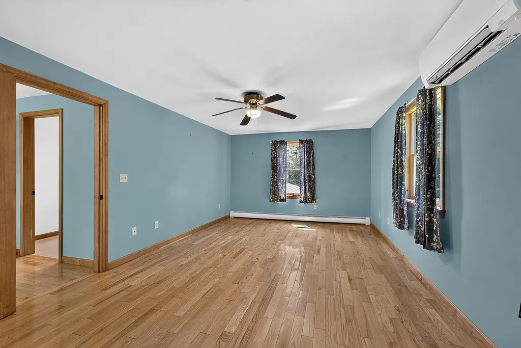 3811 W West River Road Sidney ME 04330