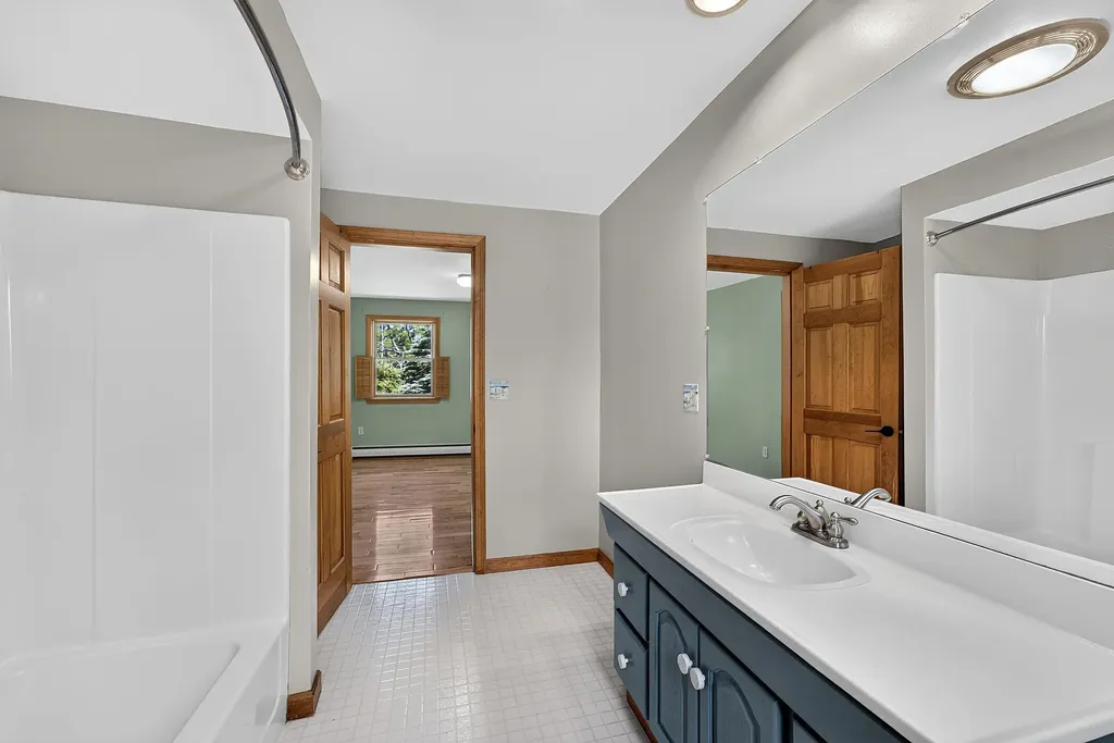 3811 W West River Road Sidney ME 04330