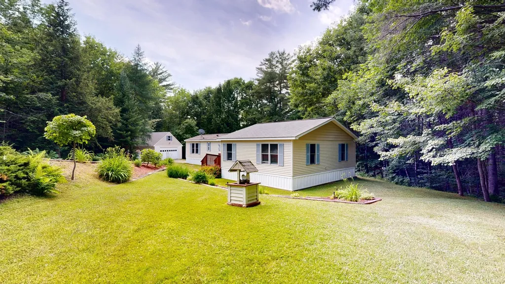 205 College Road Greene ME 04236