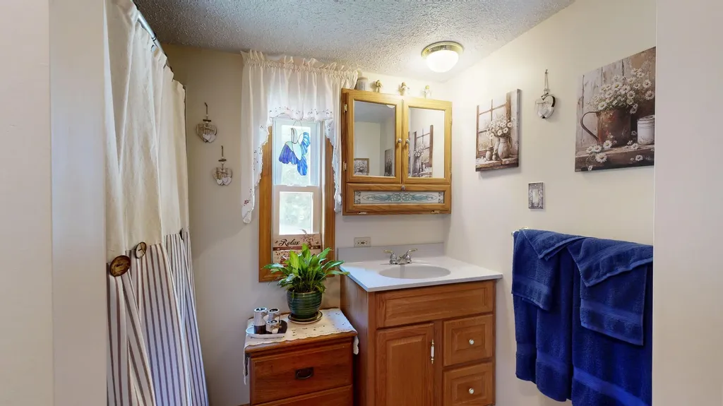 205 College Road Greene ME 04236