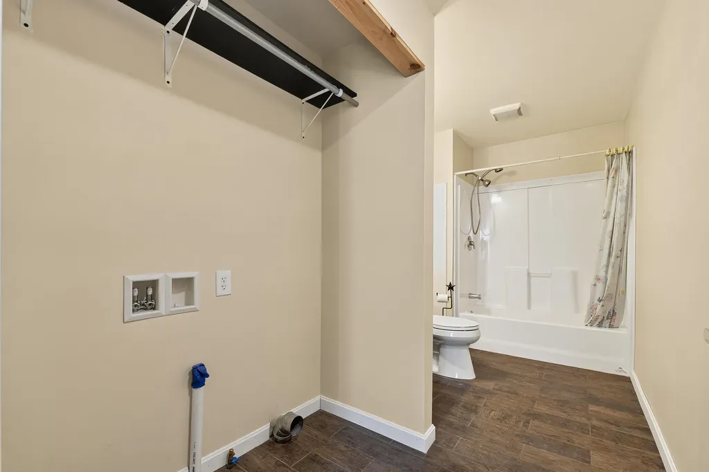 22 Thibeau Lane Greene ME 04236