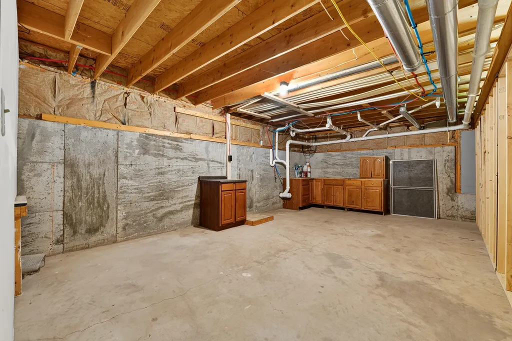 22 Thibeau Lane Greene ME 04236