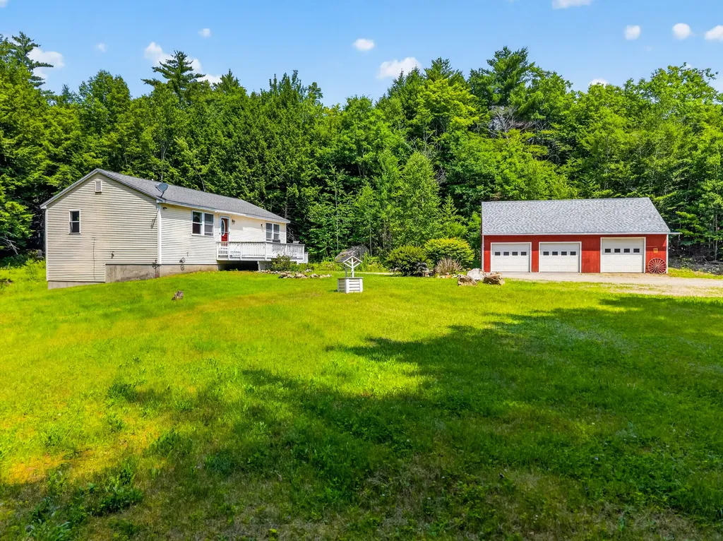 22 Thibeau Lane Greene ME 04236