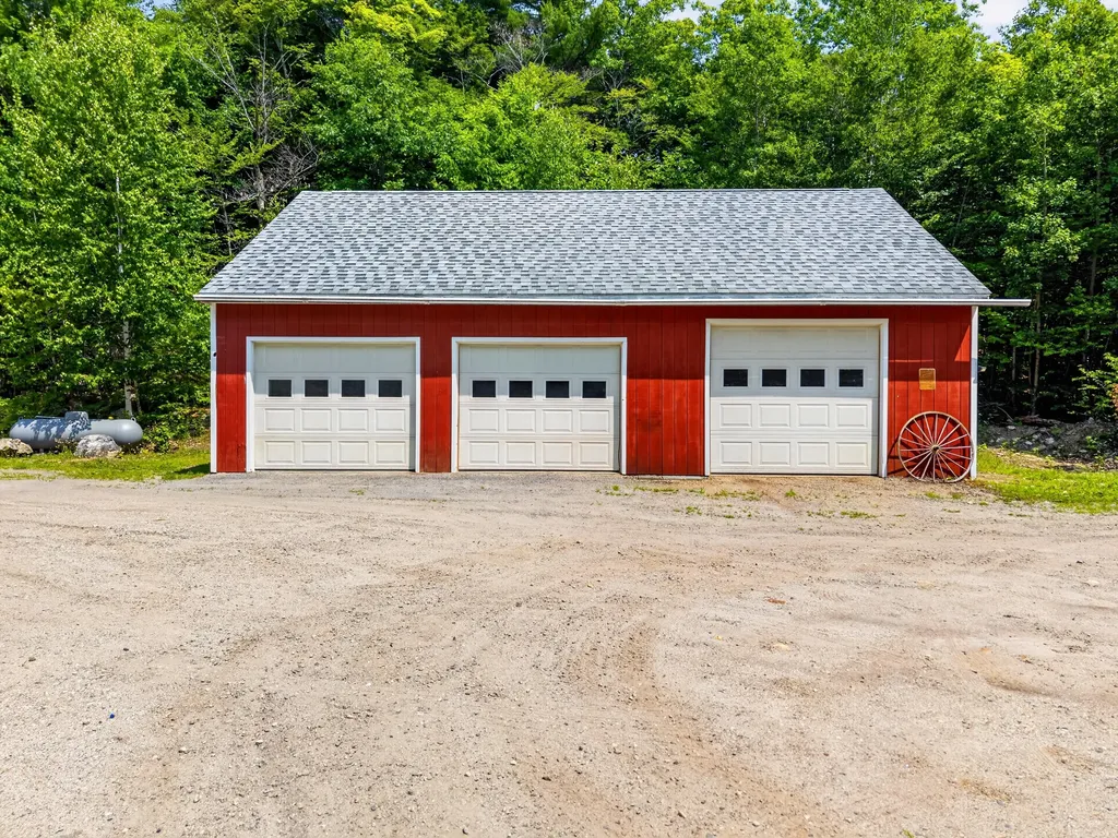 22 Thibeau Lane Greene ME 04236