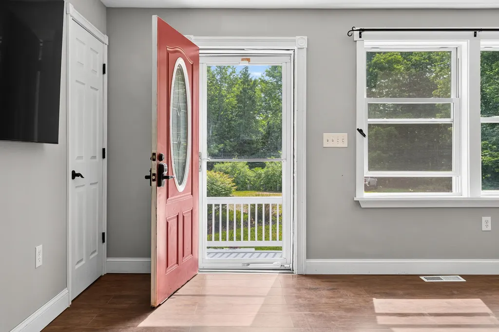 22 Thibeau Lane Greene ME 04236