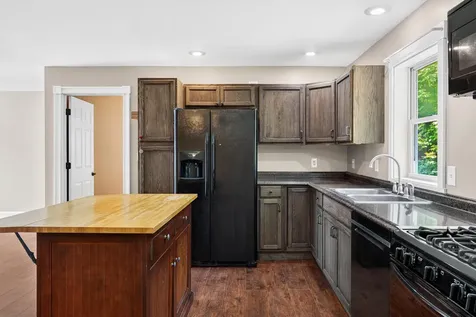 22 Thibeau Lane Greene ME 04236