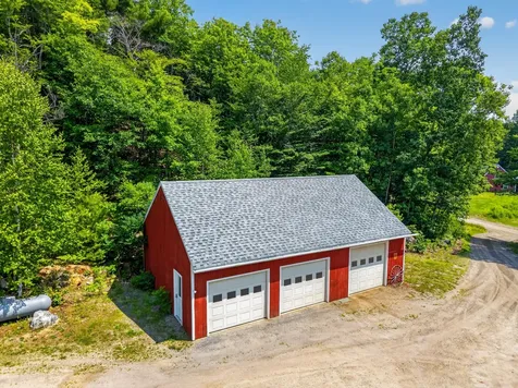 22 Thibeau Lane Greene ME 04236