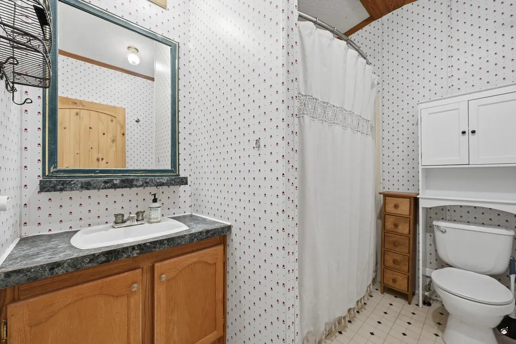 20 Mill Stream Road Readfield ME 04355