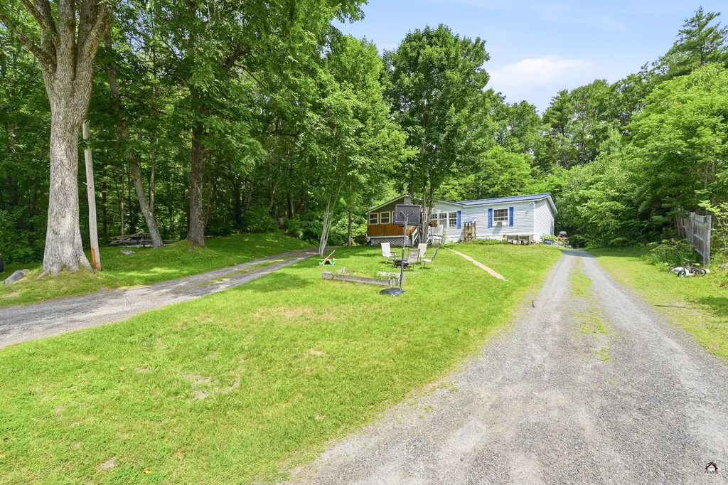 20 Mill Stream Road Readfield ME 04355