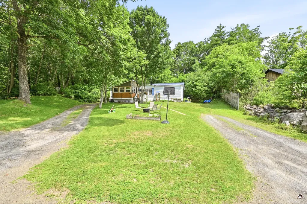 20 Mill Stream Road Readfield ME 04355