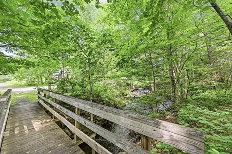20 Mill Stream Road Readfield ME 04355