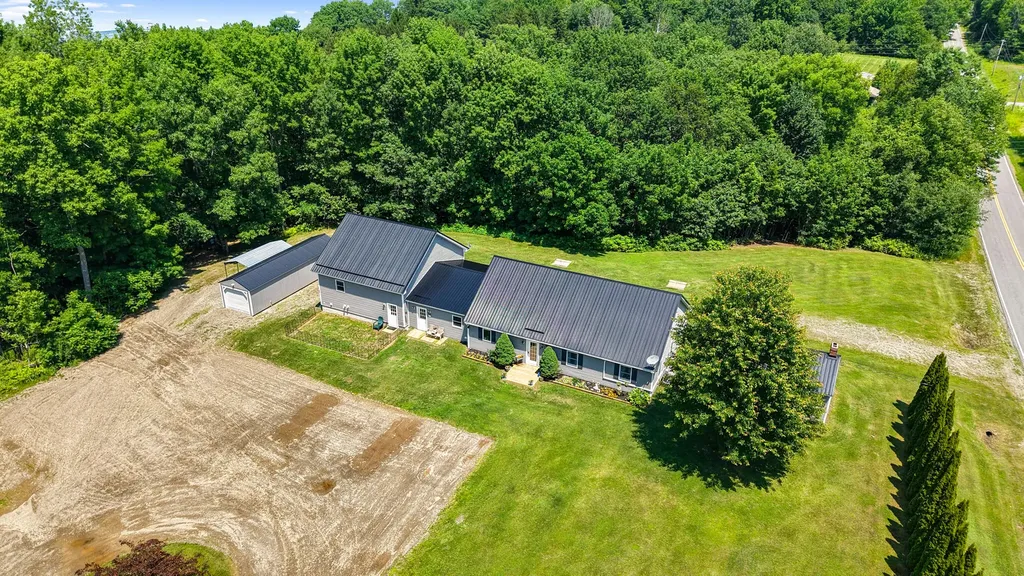1 Dakin Lane Searsport ME 04974