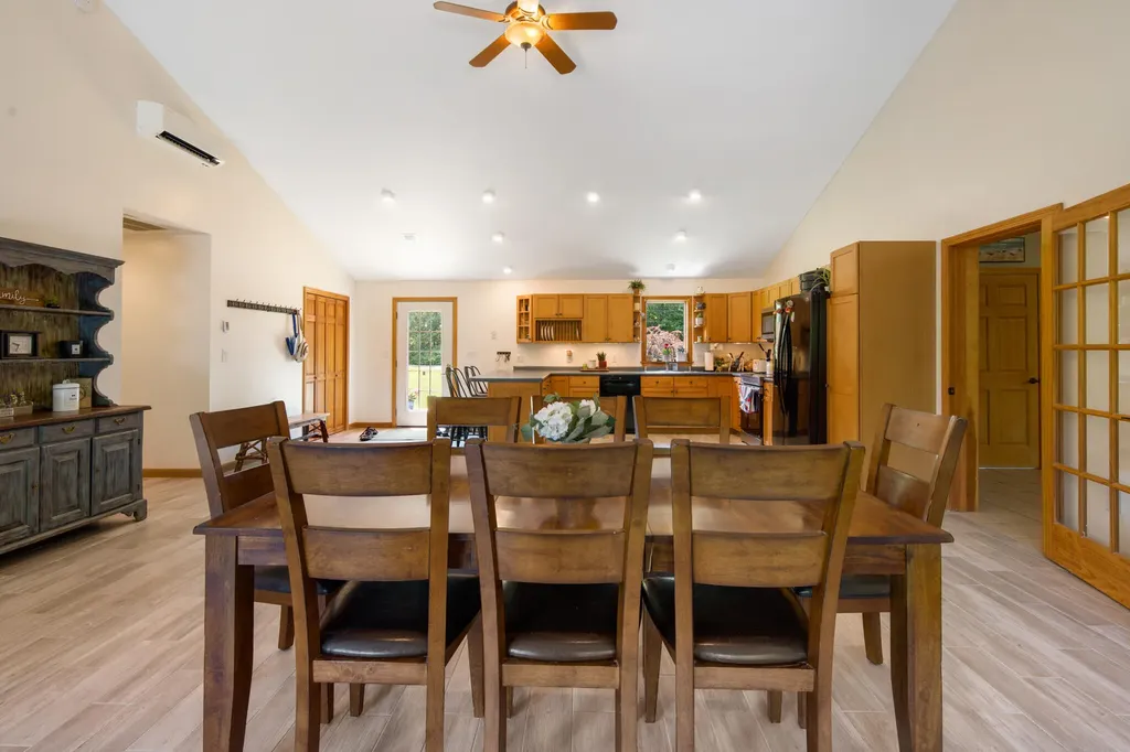 1 Dakin Lane Searsport ME 04974