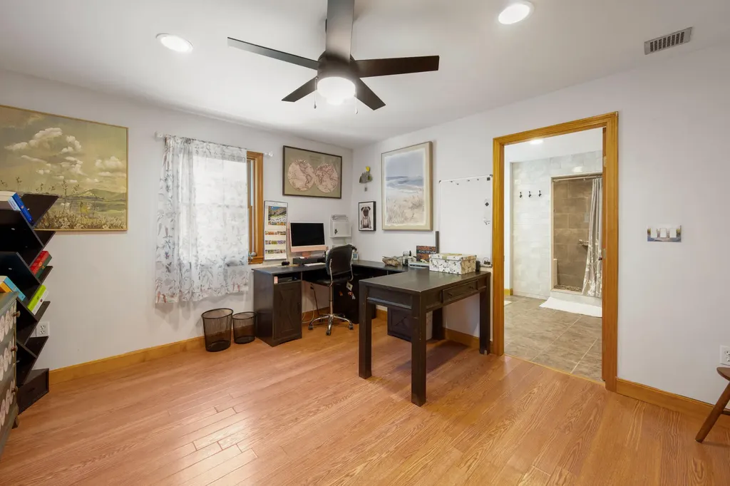 1 Dakin Lane Searsport ME 04974