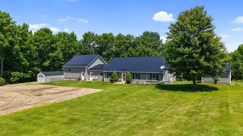 1 Dakin Lane Searsport ME 04974