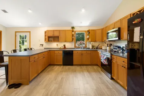 1 Dakin Lane Searsport ME 04974