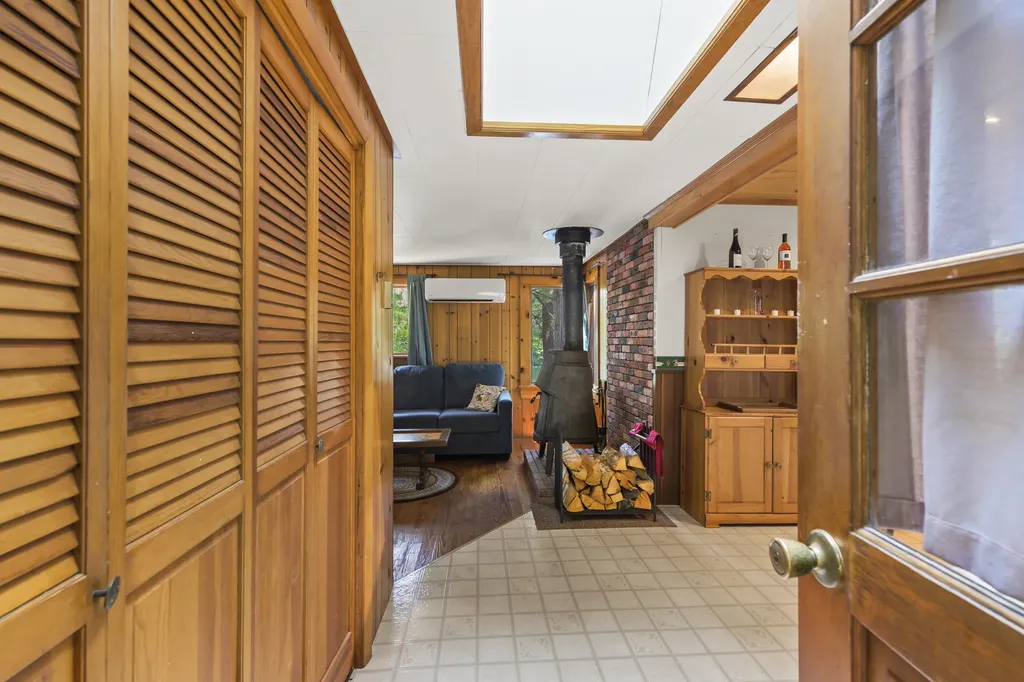 17 Boothby Lane Casco ME 04015