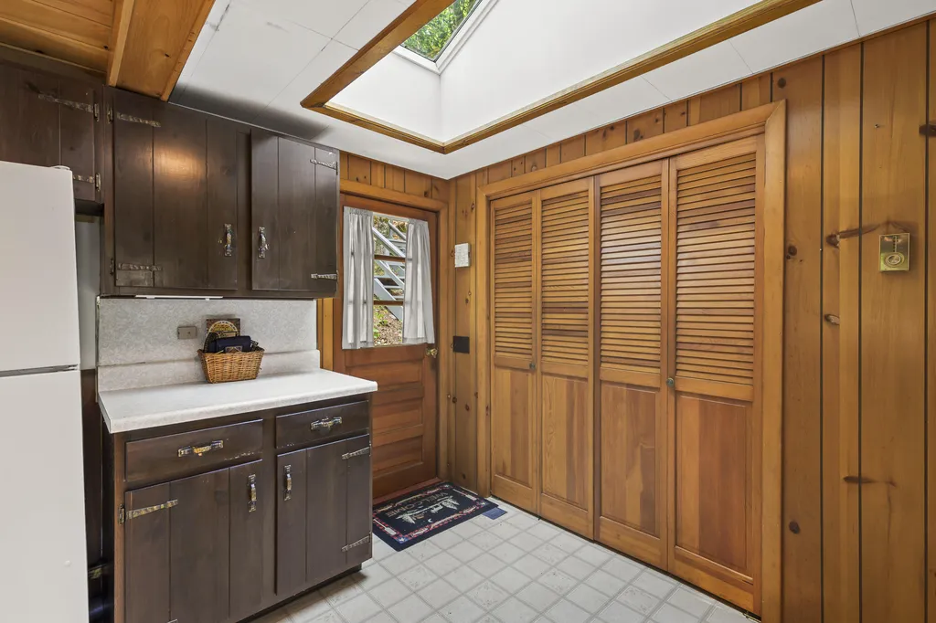 17 Boothby Lane Casco ME 04015