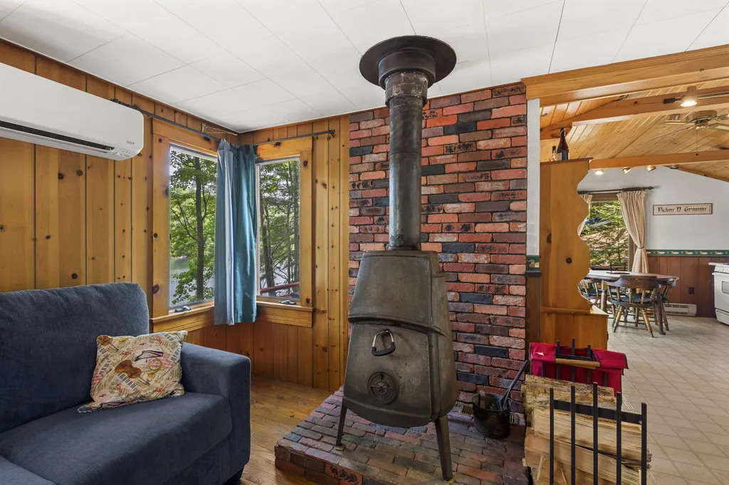 17 Boothby Lane Casco ME 04015