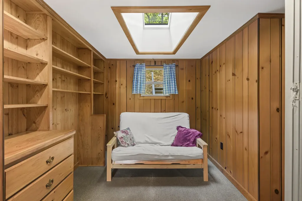 17 Boothby Lane Casco ME 04015