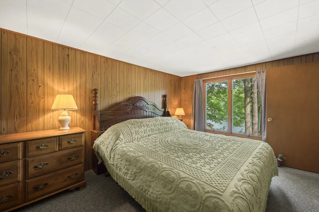 17 Boothby Lane Casco ME 04015
