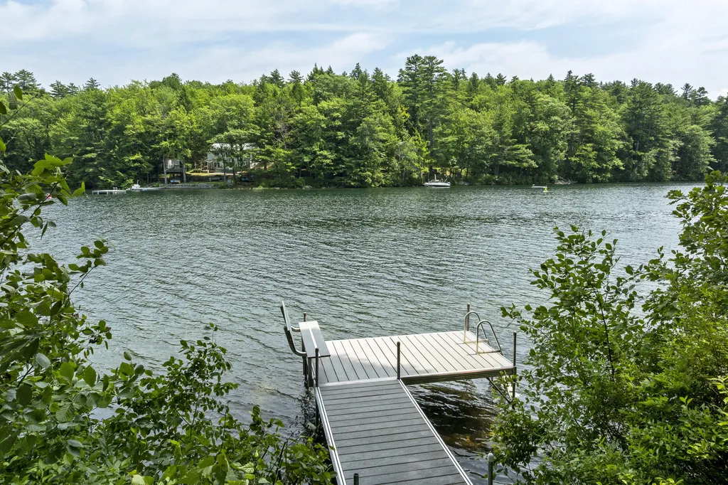 17 Boothby Lane Casco ME 04015