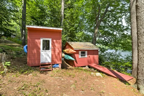17 Boothby Lane Casco ME 04015