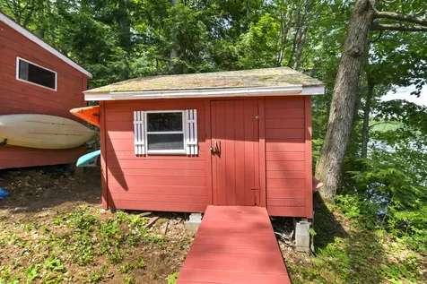 17 Boothby Lane Casco ME 04015