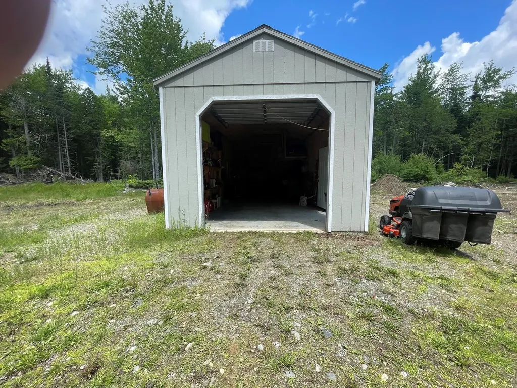 59 Morse Road Plymouth ME 04969
