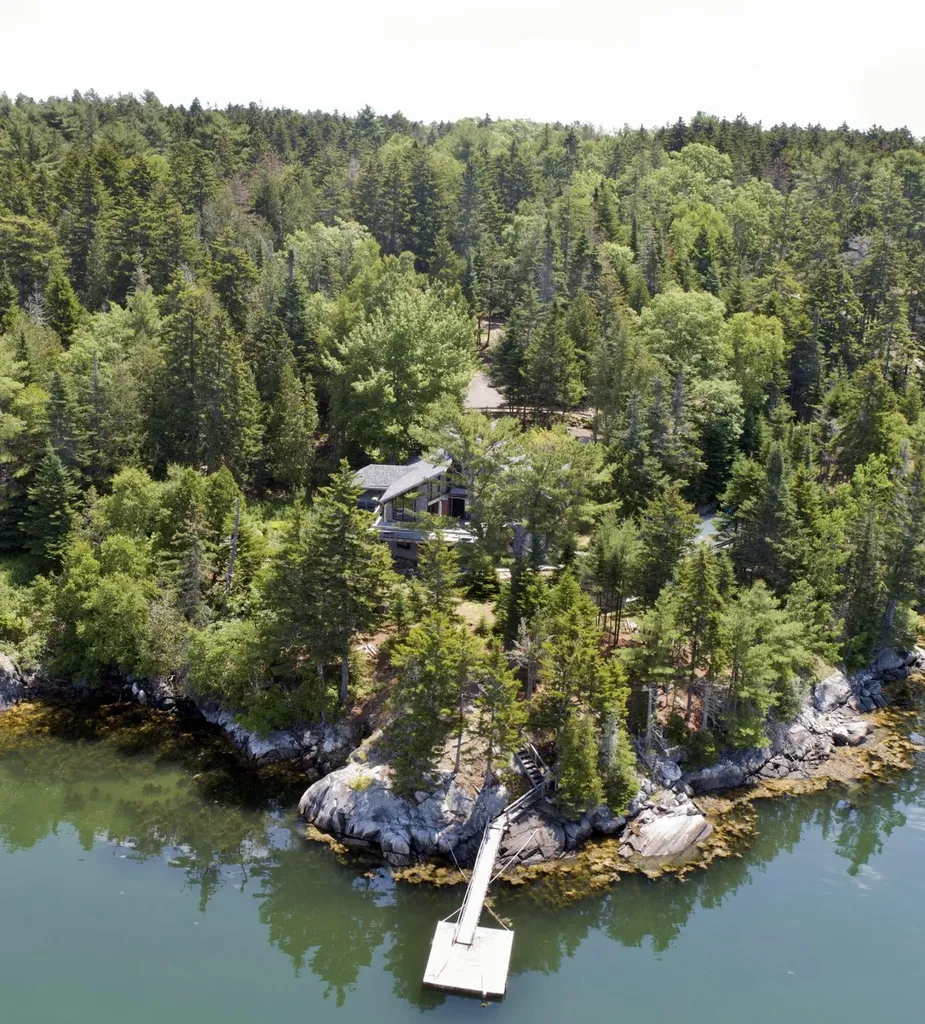 16 Modin Lane Penobscot ME 04476