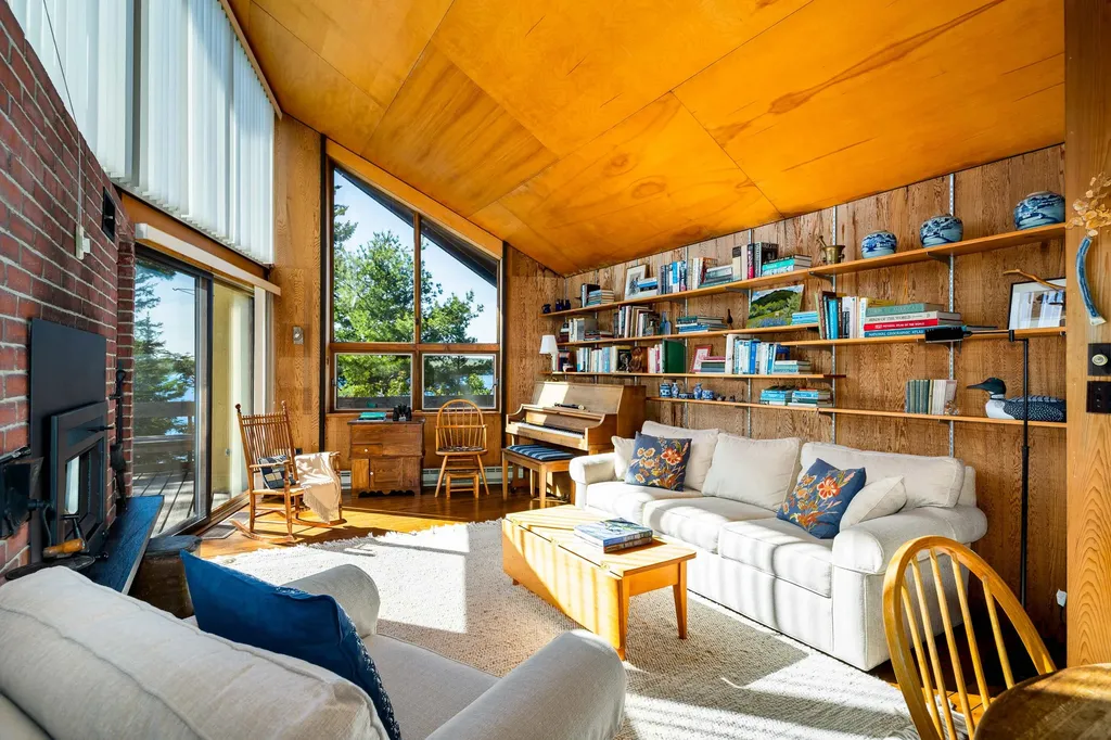 16 Modin Lane Penobscot ME 04476
