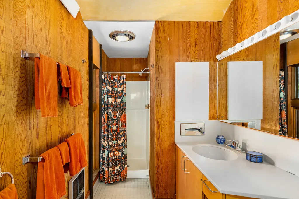 16 Modin Lane Penobscot ME 04476