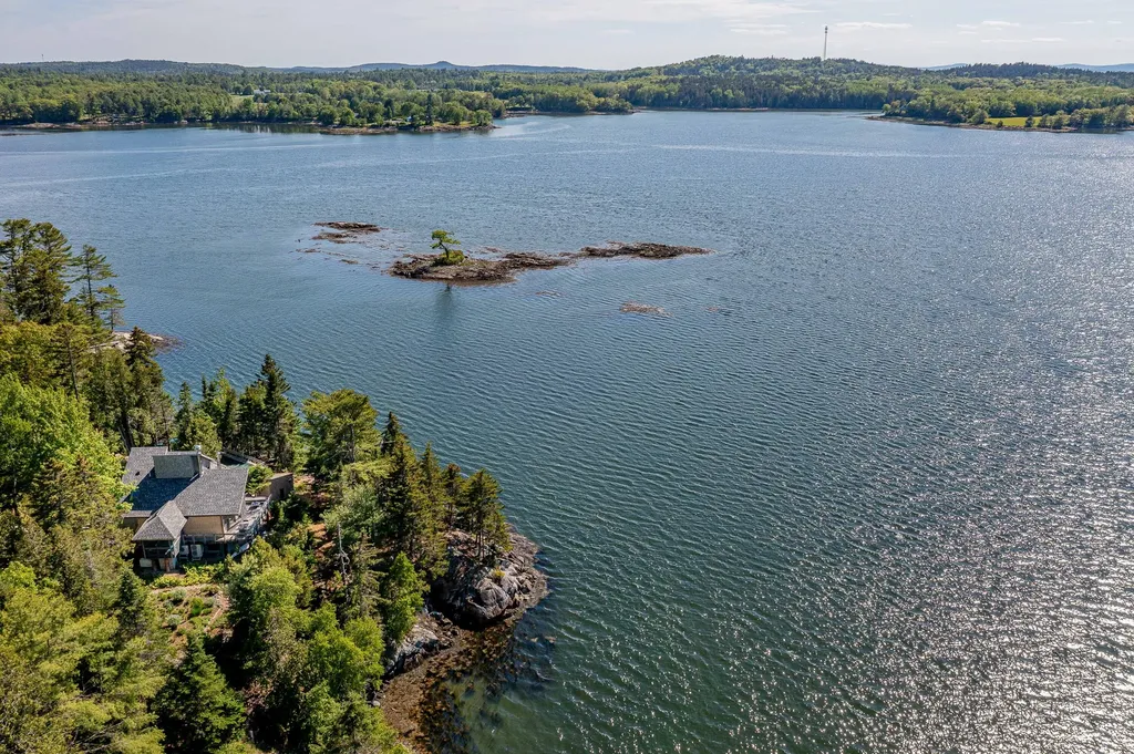 16 Modin Lane Penobscot ME 04476
