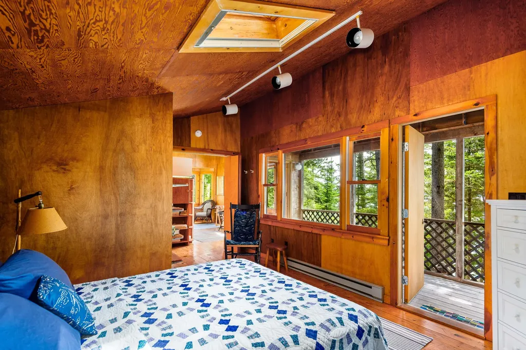 16 Modin Lane Penobscot ME 04476