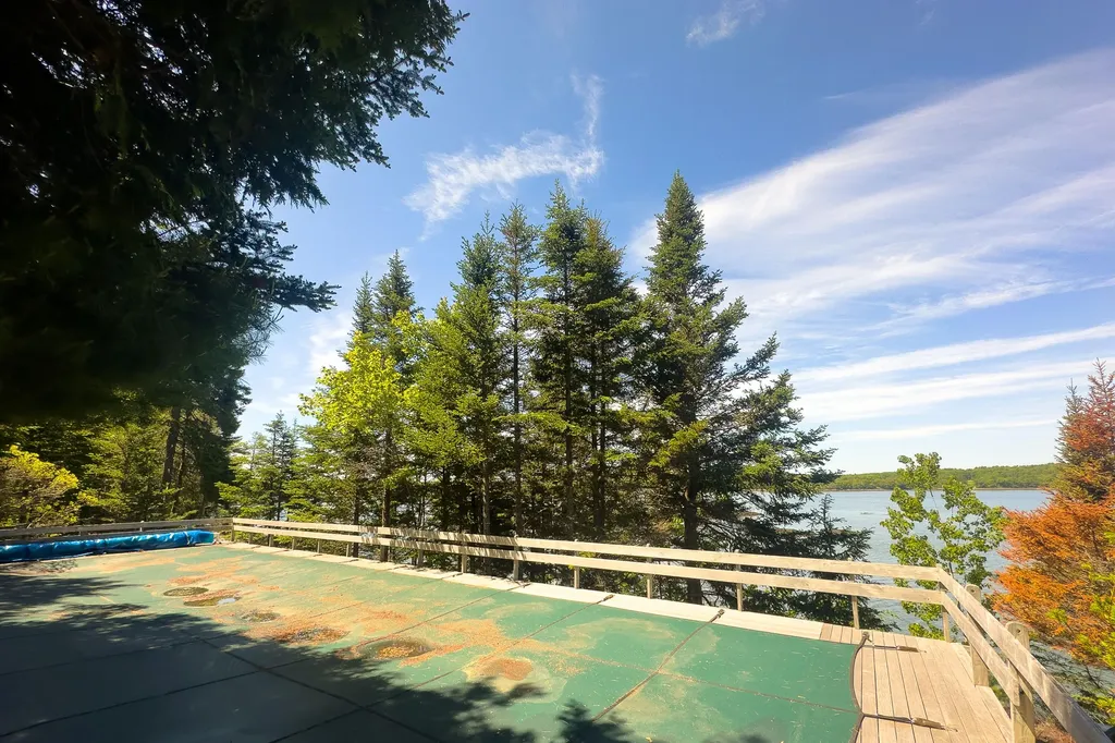 16 Modin Lane Penobscot ME 04476