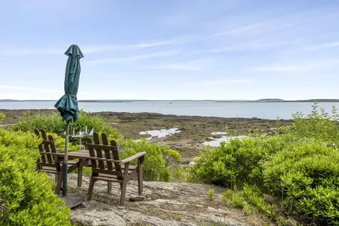 22 Cragmoor Lane Harpswell ME 04003