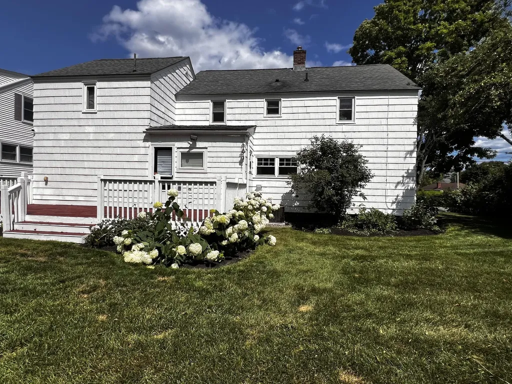 66 Howard Street Bangor ME 04401