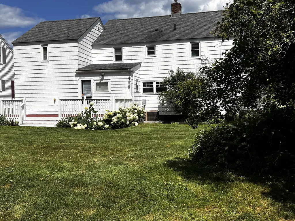 66 Howard Street Bangor ME 04401