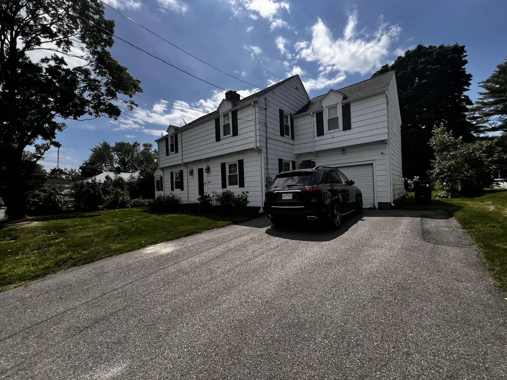 66 Howard Street Bangor ME 04401