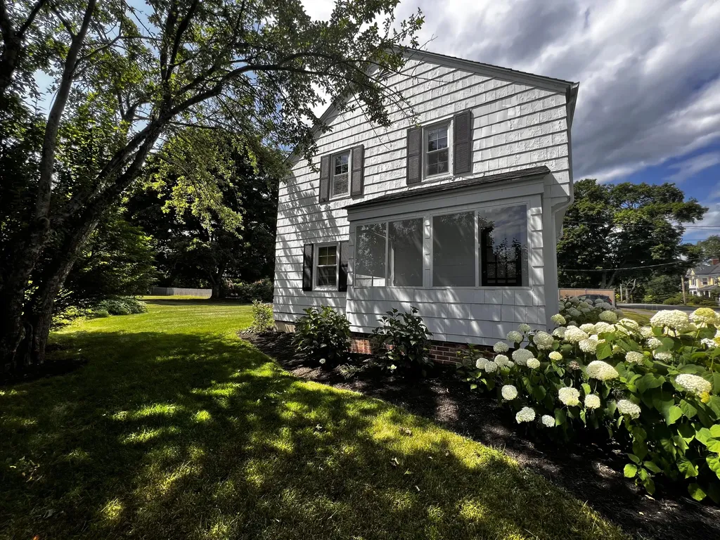 66 Howard Street Bangor ME 04401