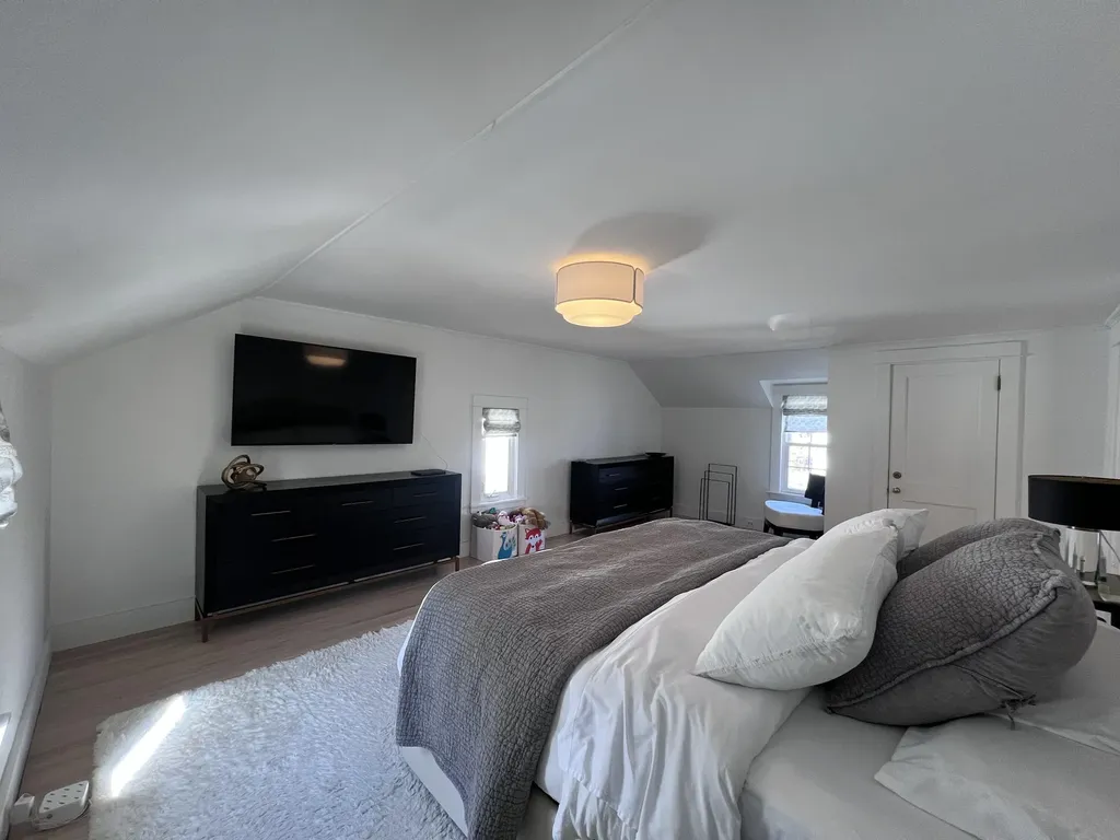 66 Howard Street Bangor ME 04401