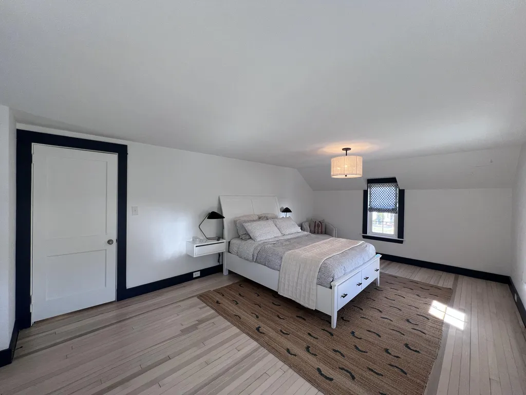 66 Howard Street Bangor ME 04401