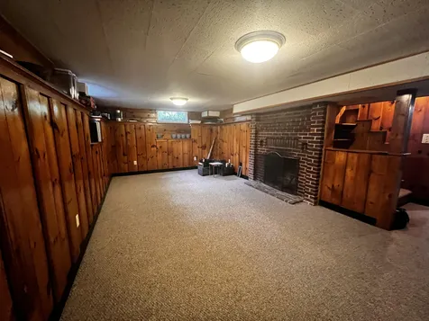 66 Howard Street Bangor ME 04401