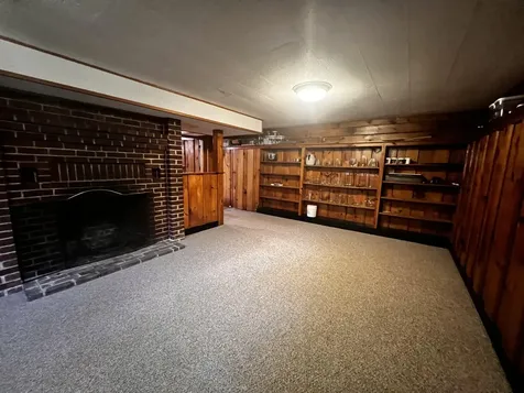 66 Howard Street Bangor ME 04401