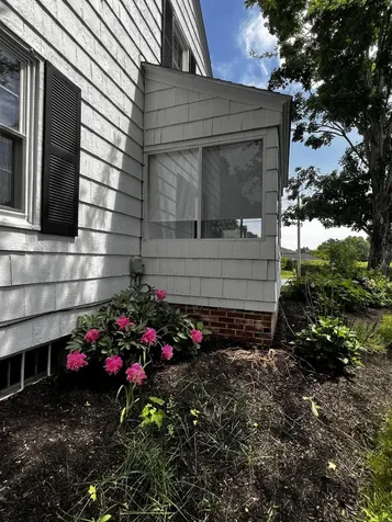 66 Howard Street Bangor ME 04401