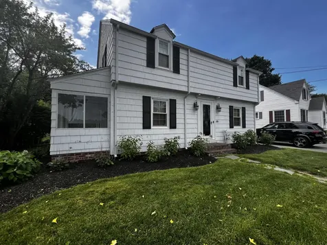 66 Howard Street Bangor ME 04401
