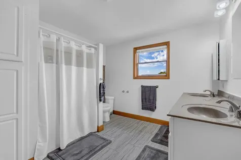 18 Bailey Road Sidney ME 04330