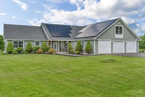 18 Bailey Road Sidney ME 04330
