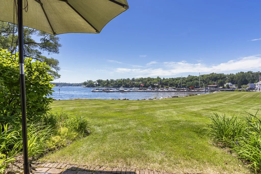 52 Mcfarland Point Drive Boothbay Harbor ME 04538