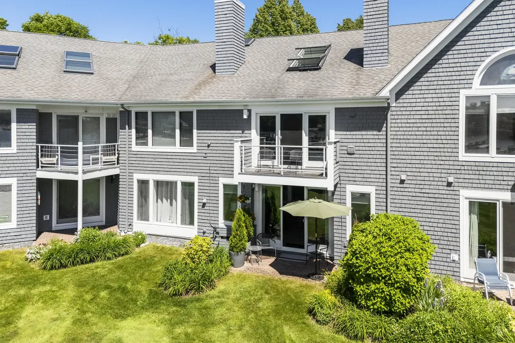 52 Mcfarland Point Drive Boothbay Harbor ME 04538
